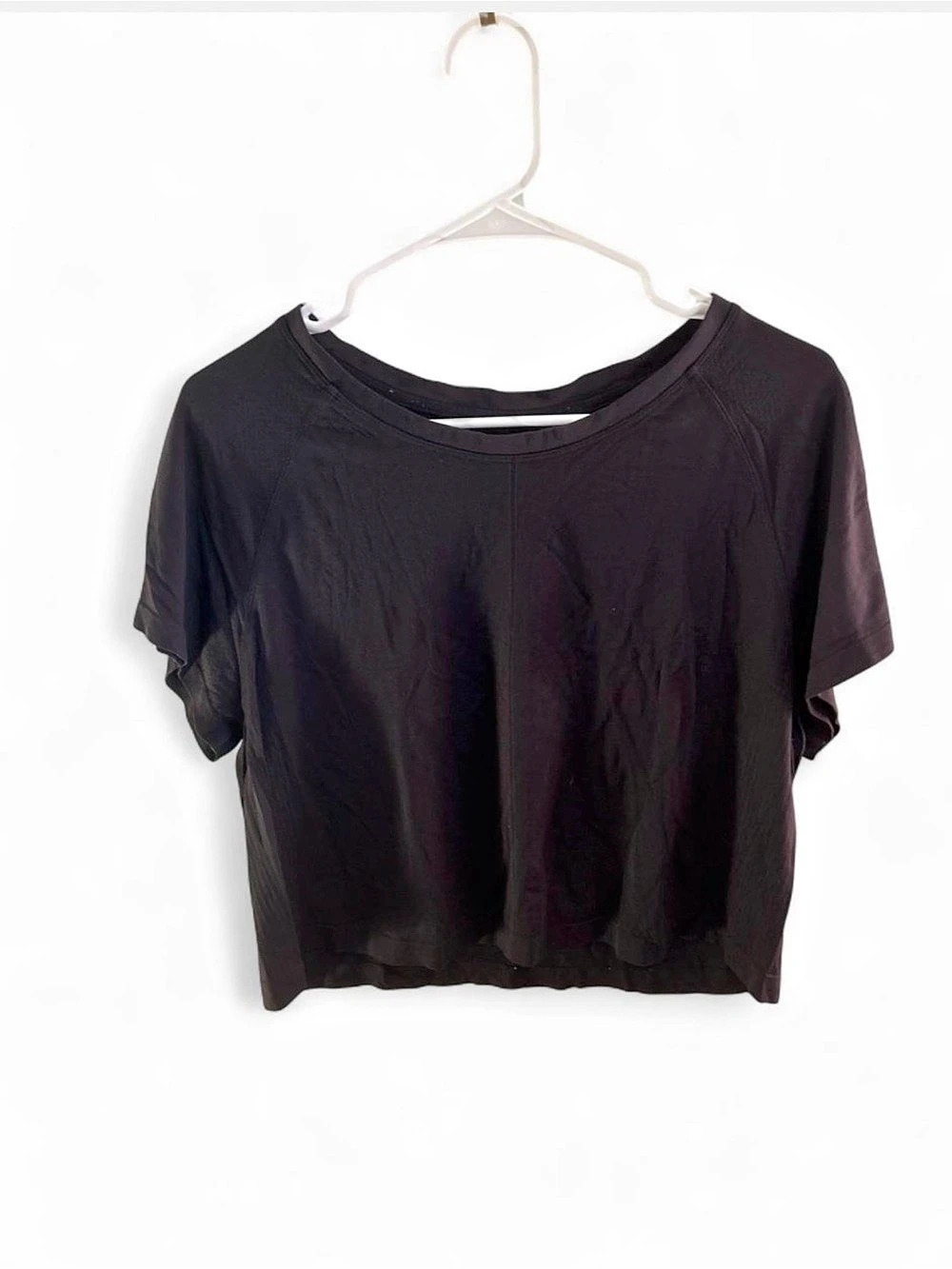 All In Motion Women's Everyday Soft Cropped Short Sleeve T-Shirt Black Medium